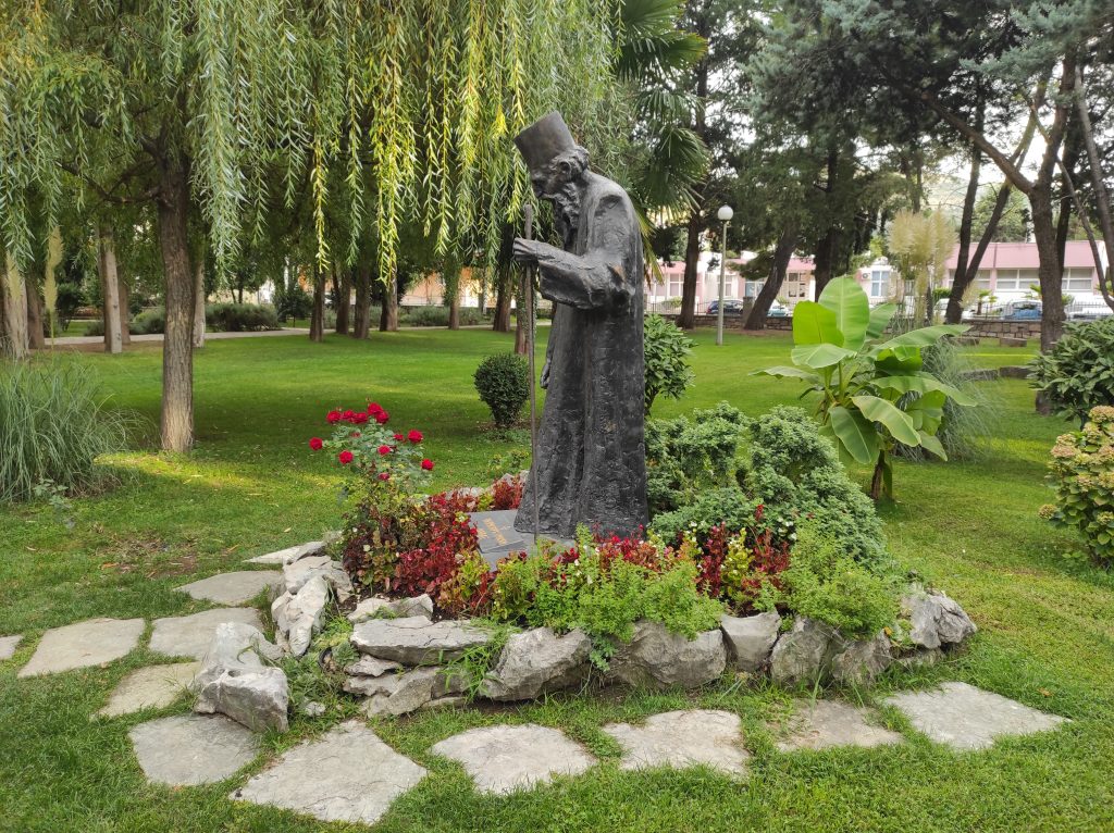 Spomenik patrijarhu Pavlu u Trebinju